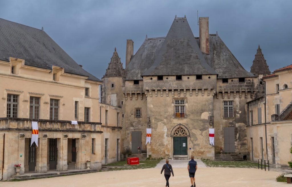 Castles in the Dordogne: Which Ones Are Worth Your Time 5