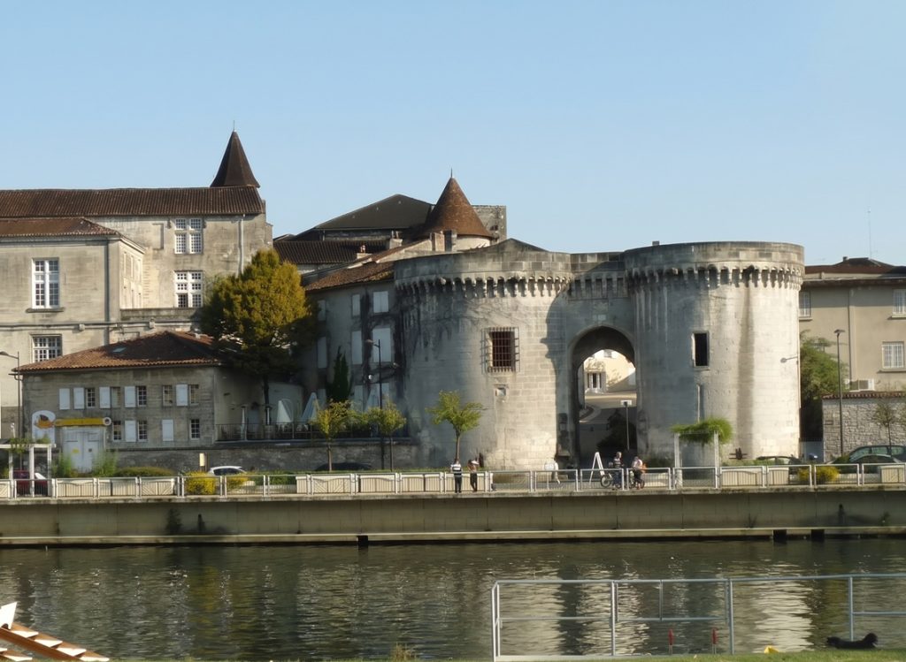 Castles in the Dordogne: Which Ones Are Worth Your Time 4